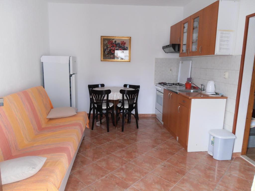 Apartment Perović Baška Voda Buitenkant foto