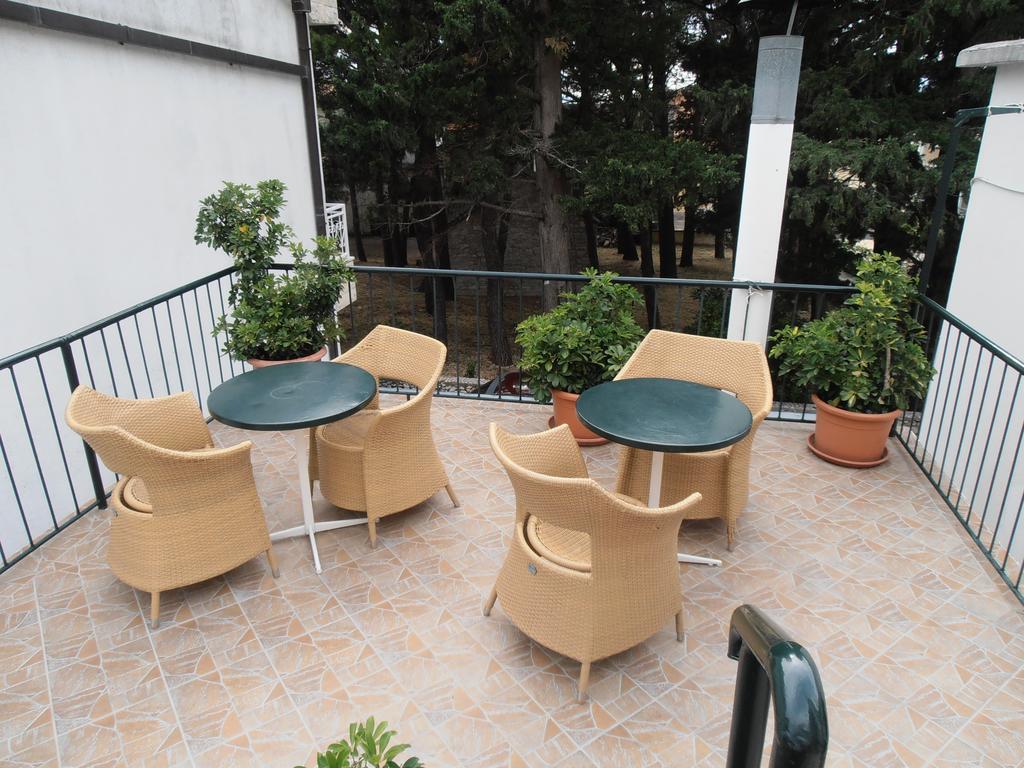 Apartment Perović Baška Voda Buitenkant foto